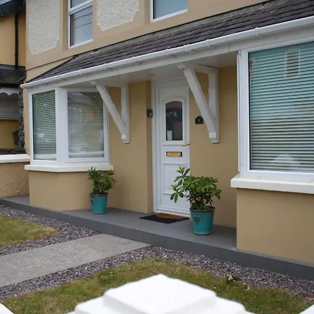Holiday home 3 Fair Hill House Centrally Located With Parking And Wifi Sleeps 6