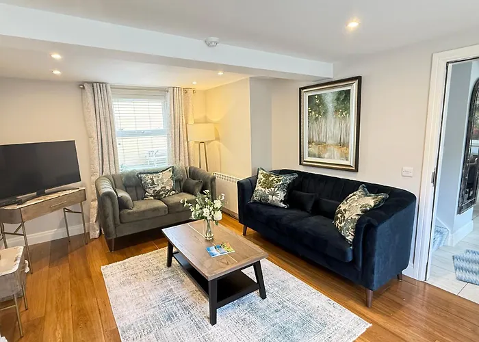 3 Fair Hill - Luxury 2 Bedroom - Town Centre -free Parking Wi-fi * Cill Airne