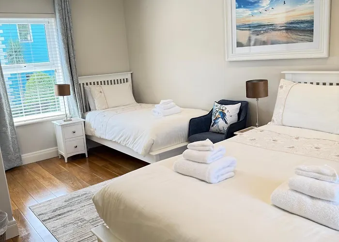 3 Fair Hill - Luxury 2 Bedroom - Town Centre -free Parking Wi-fi